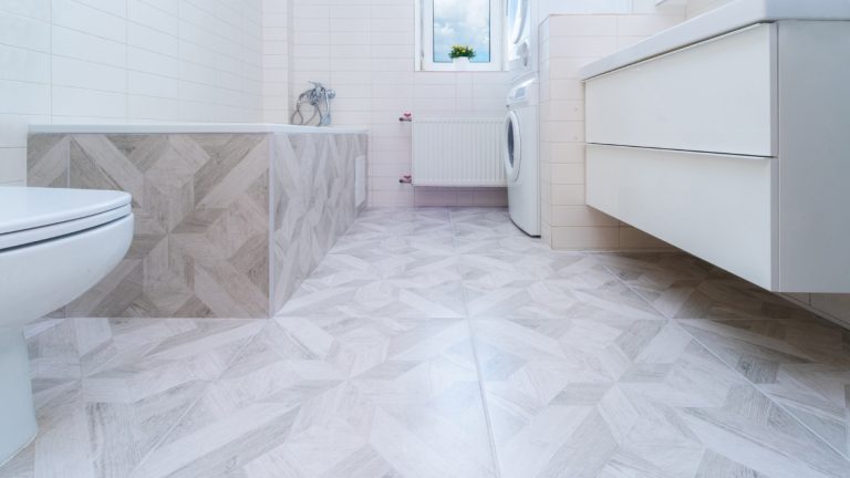 Pourquoi le carrelage est un élément clé pour rénover votre salle de bain ?