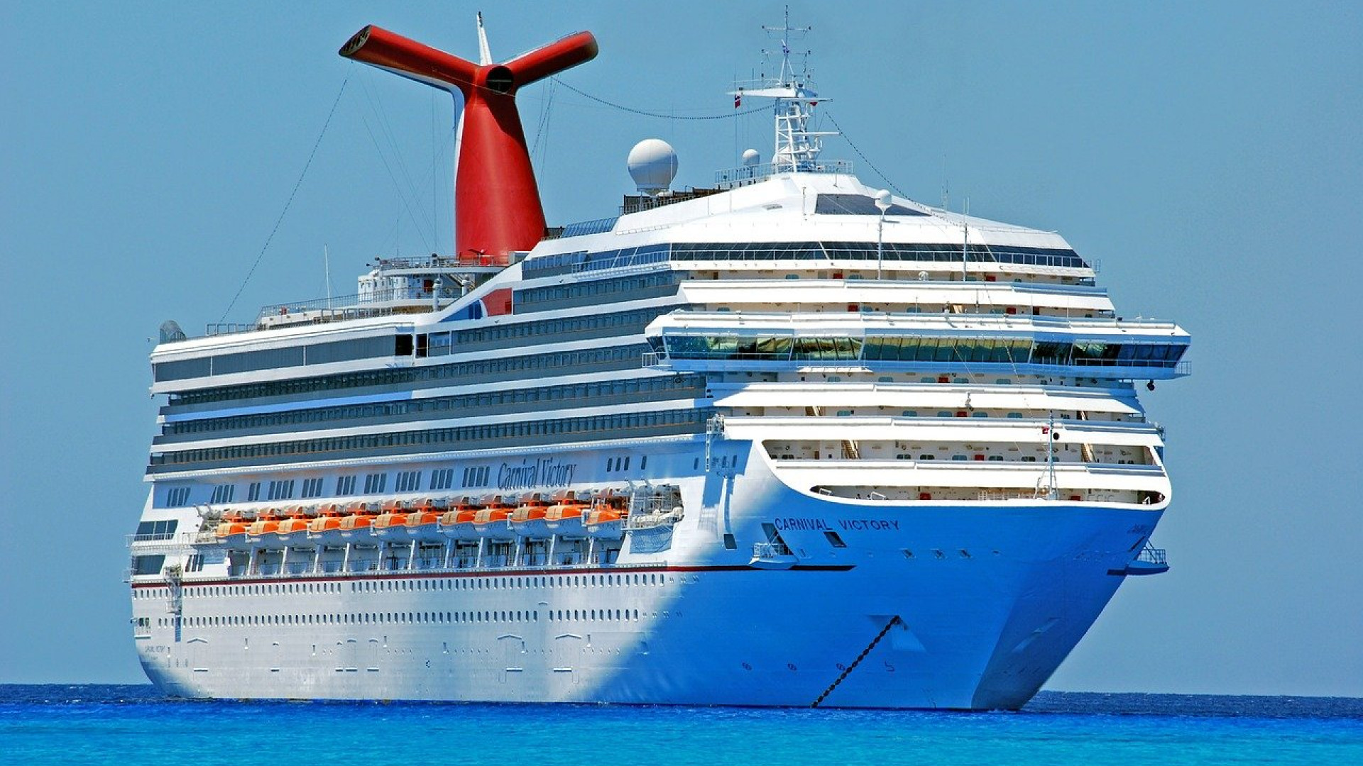 Comment accède-t-on à Internet sur un bateau de croisière ?