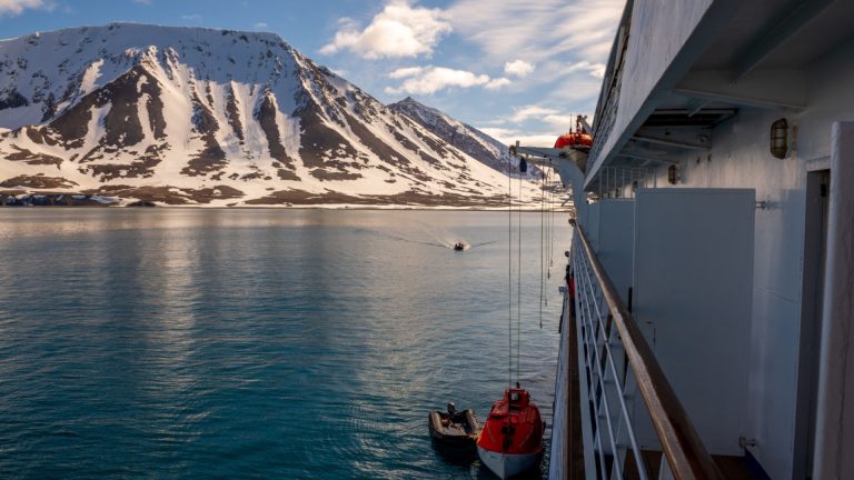 Voyage extraordinaire : découverte fascinante de l’Antarctique en croisière !