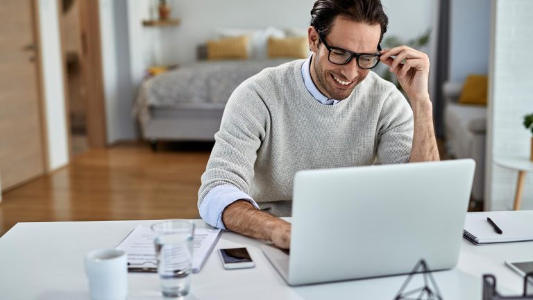 Devenez maître de vos finances avec le portage salarial