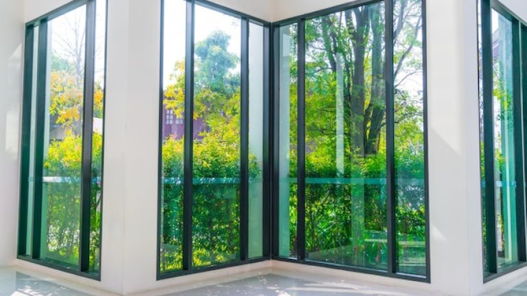 Fenêtres aluminium : lumière, élégance et grande ouverture à Sartrouville