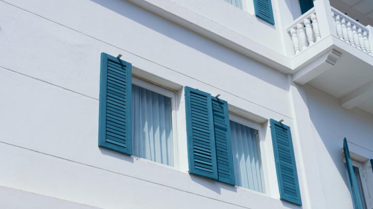 Sécurité et esthétique : quels volets privilégier pour votre maison ?