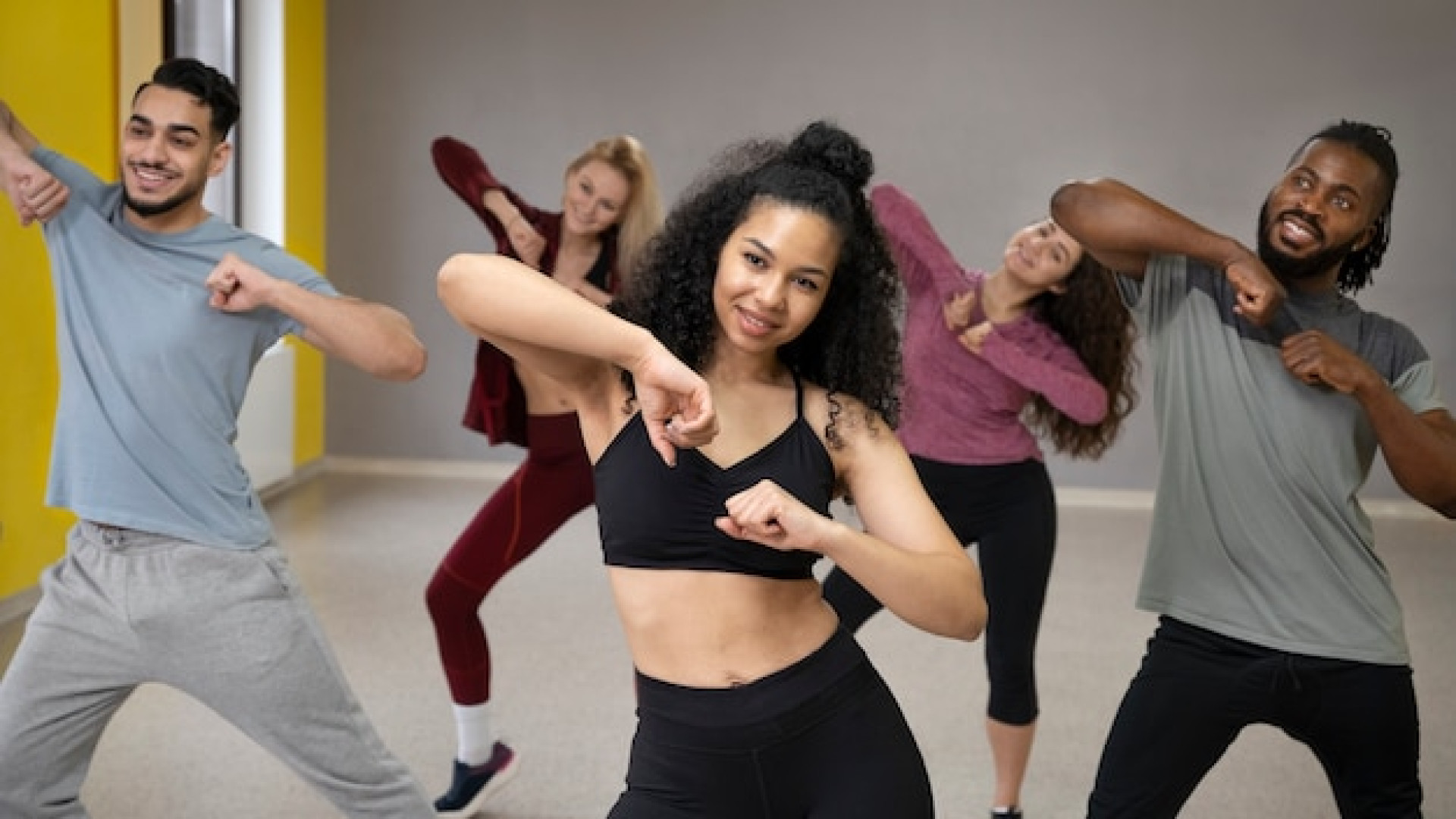 Cours de danse à Paris : comment booster votre confiance en soi ?